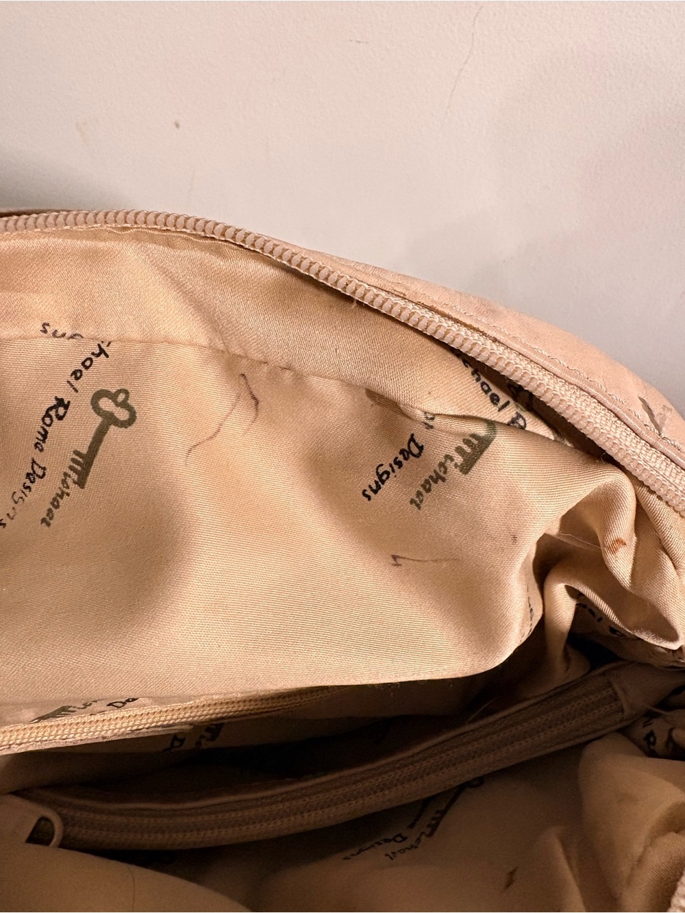 Michael Rome Cream Ruched Leather Shoulder Bag - Picture 6 of 10